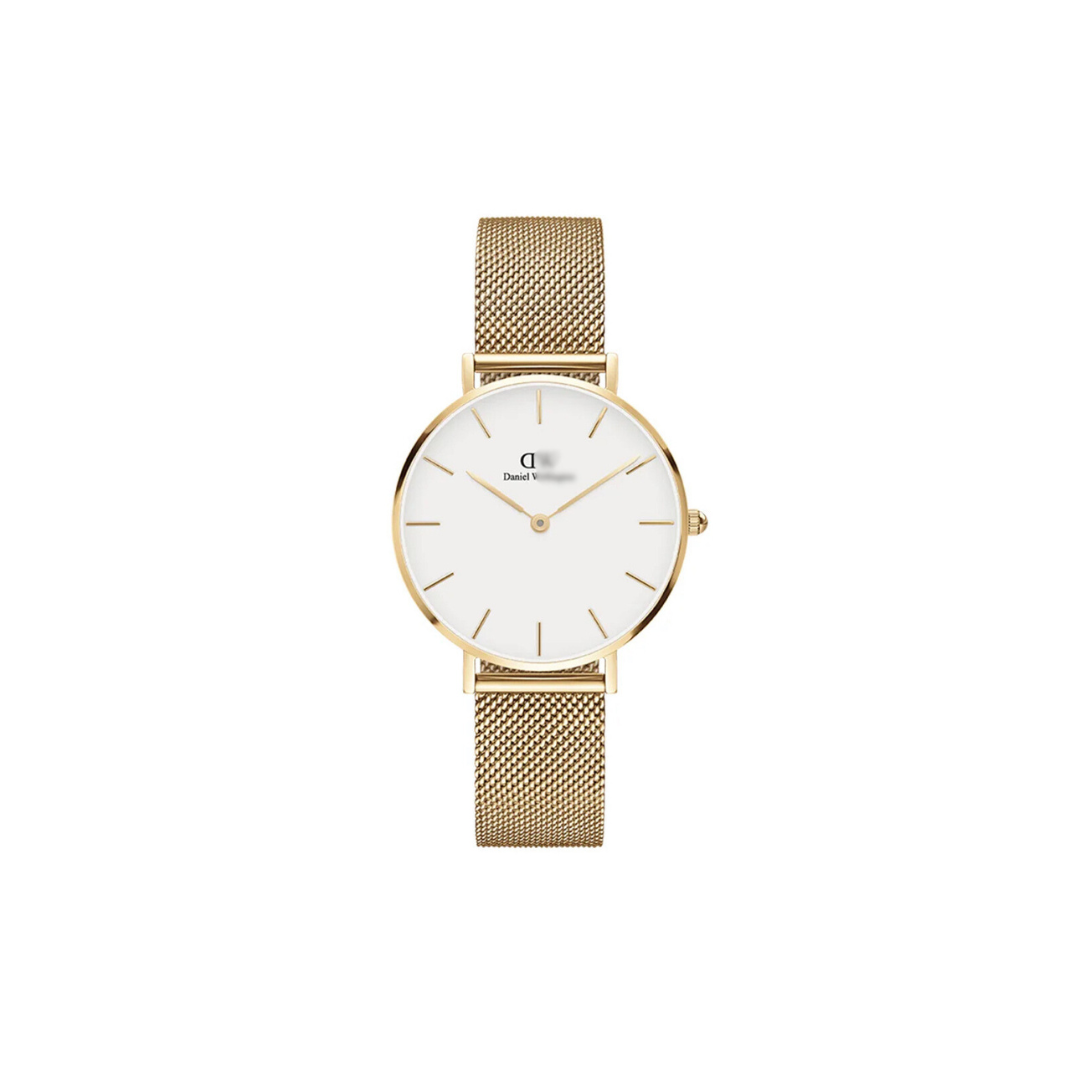 The Signature · 03 — Gold Mesh